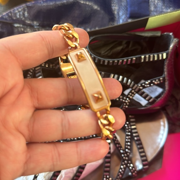 Vince Camuto sandals VC-Emera black steel snake sandals (free VC bracelet) - Picture 11 of 11